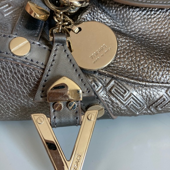 Authentic Versace shoulder bag - Picture 11 of 16